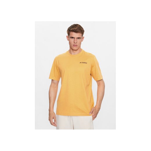 adidas T-Shirt IL2647 Żółty Regular Fit ze sklepu MODIVO w kategorii T-shirty męskie - zdjęcie 168569715