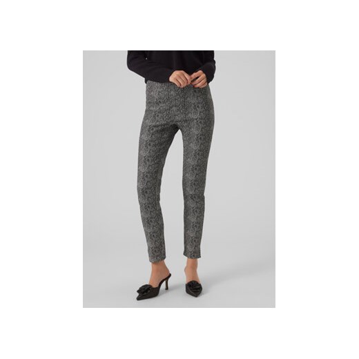 Vero Moda Spodnie materiałowe 10294377 Szary Slim Fit ze sklepu MODIVO w kategorii Spodnie damskie - zdjęcie 168572116