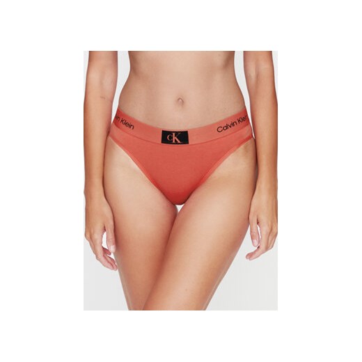 Calvin Klein Underwear Figi klasyczne 000QF7222E Pomarańczowy ze sklepu MODIVO w kategorii Majtki damskie - zdjęcie 168575328