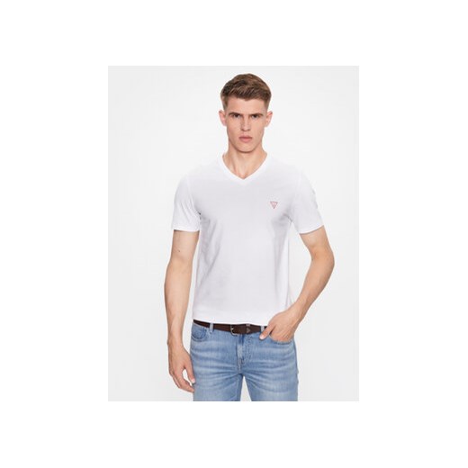 Guess T-Shirt M2YI37 I3Z14 Biały Slim Fit ze sklepu MODIVO w kategorii T-shirty męskie - zdjęcie 168580156