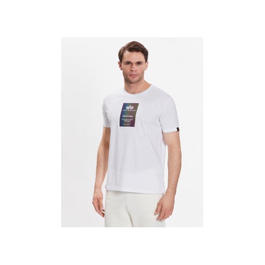 Alpha Industries T-Shirt Rainbow Reflective Label T 126501RR Biały Regular Fit ze sklepu MODIVO w kategorii T-shirty męskie - zdjęcie 168590615