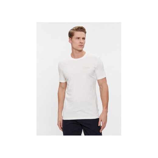 Guess T-Shirt Ss Cn Treated M4RI49 KBL31 Biały Slim Fit ze sklepu MODIVO w kategorii T-shirty męskie - zdjęcie 168591497