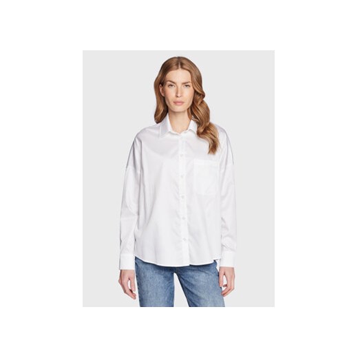 Guess Koszula W3RH57 WAF10 Biały Regular Fit ze sklepu MODIVO w kategorii Koszule damskie - zdjęcie 168598858