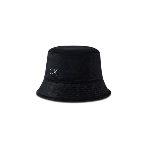 Calvin Klein Kapelusz Re-Lock Velvet K60K610216 Czarny ze sklepu MODIVO w kategorii Kapelusze damskie - zdjęcie 168603826