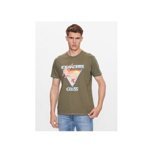 Guess T-Shirt M3YI68 K6XN4 Khaki Regular Fit ze sklepu MODIVO w kategorii T-shirty męskie - zdjęcie 168604456