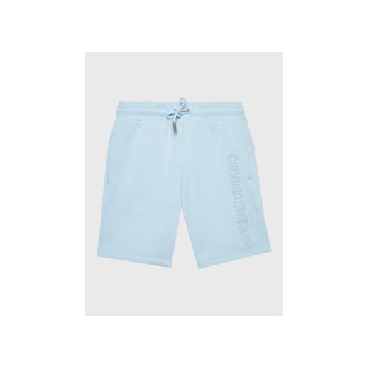 Calvin Klein Jeans Szorty sportowe Embro Logo IB0IB01619 Niebieski Regular Fit ze sklepu MODIVO w kategorii Spodenki chłopięce - zdjęcie 168604848