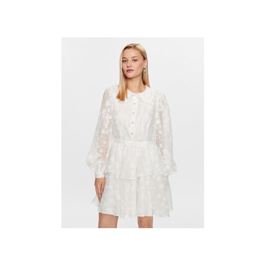 Custommade Sukienka codzienna Juma 999357472 Biały Regular Fit ze sklepu MODIVO w kategorii Sukienki - zdjęcie 168616798