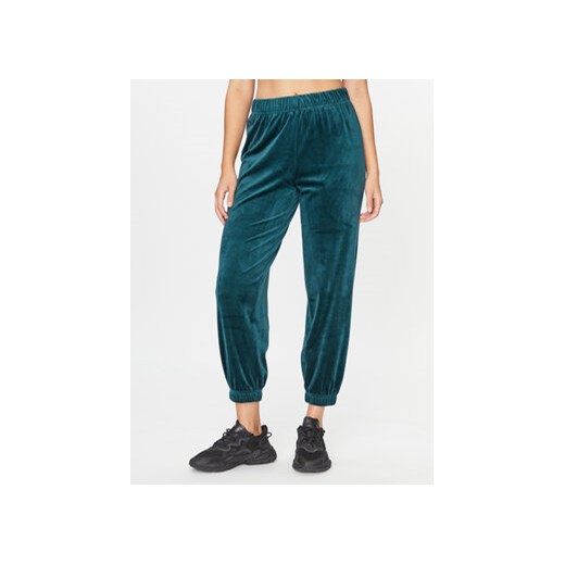ONLY Spodnie dresowe 15299669 Zielony Regular Fit ze sklepu MODIVO w kategorii Spodnie damskie - zdjęcie 168622607