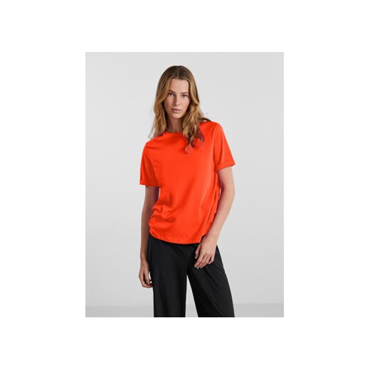 Pieces T-Shirt Ria 17086970 Czerwony Regular Fit ze sklepu MODIVO w kategorii Bluzki damskie - zdjęcie 168624789