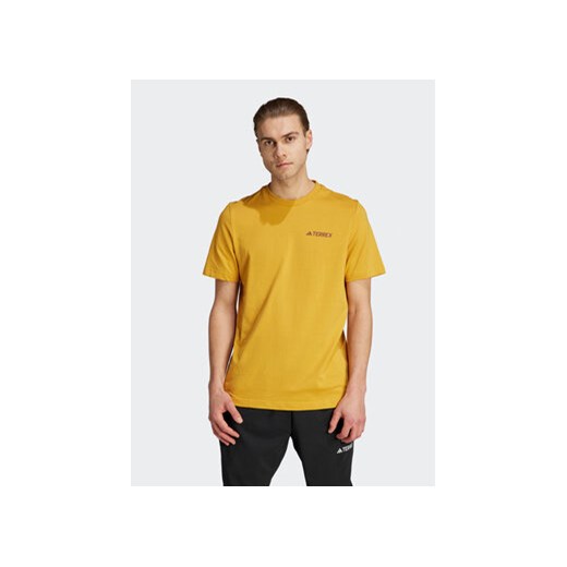 adidas T-Shirt IL5066 Żółty Regular Fit ze sklepu MODIVO w kategorii T-shirty męskie - zdjęcie 168625365