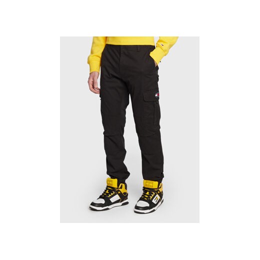 Tommy Jeans Joggery Ethan DM0DM15793 Czarny Relaxed Fit Tommy Jeans 36_32 MODIVO