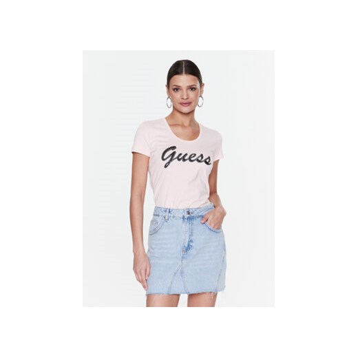 Guess T-Shirt Adriana W3RI50 J1314 Różowy Slim Fit ze sklepu MODIVO w kategorii Bluzki damskie - zdjęcie 168625446