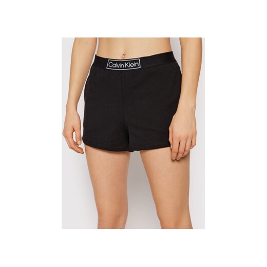 Calvin Klein Underwear Szorty piżamowe 000QS6799E Czarny Regular Fit ze sklepu MODIVO w kategorii Piżamy damskie - zdjęcie 168628118