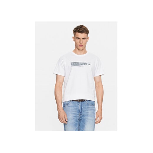 Guess T-Shirt M3YI89 K8FQ4 Biały Regular Fit ze sklepu MODIVO w kategorii T-shirty męskie - zdjęcie 168628825