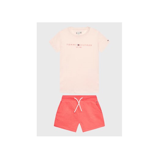 Tommy Hilfiger Komplet t-shirt i szorty sportowe KG0KG07281 D Różowy Regular Fit ze sklepu MODIVO w kategorii Komplety dziewczęce - zdjęcie 168628935