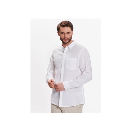 Calvin Klein Koszula K10K108664 Biały Regular Fit ze sklepu MODIVO w kategorii Koszule męskie - zdjęcie 168634098