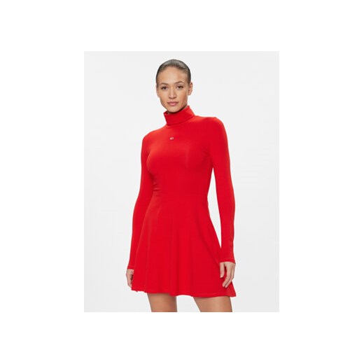Tommy Jeans Sukienka codzienna DW0DW17524 Czerwony Slim Fit ze sklepu MODIVO w kategorii Sukienki - zdjęcie 168634128