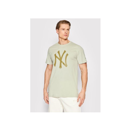New Era T-Shirt New York Yankees MLB Logo 12033497 Beżowy Regular Fit ze sklepu MODIVO w kategorii T-shirty męskie - zdjęcie 168634915