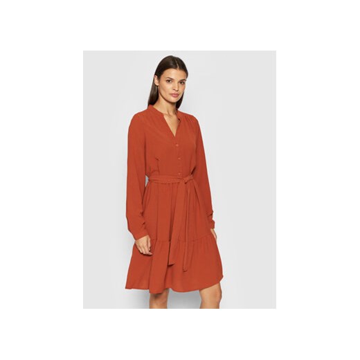 Selected Femme Sukienka koszulowa Mivia 16079687 Czerwony Regular Fit ze sklepu MODIVO w kategorii Sukienki - zdjęcie 168635839