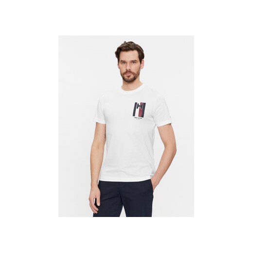 Tommy Hilfiger T-Shirt Emblem MW0MW33687 Biały Slim Fit ze sklepu MODIVO w kategorii T-shirty męskie - zdjęcie 168636925