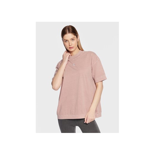 Calvin Klein Jeans T-Shirt J20J220541 Różowy Relaxed Fit ze sklepu MODIVO w kategorii Bluzki damskie - zdjęcie 168640828
