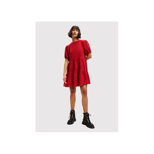 Desigual Sukienka codzienna Luna 22WWVW73 Czerwony Regular Fit ze sklepu MODIVO w kategorii Sukienki - zdjęcie 168649009