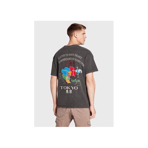BDG Urban Outfitters T-Shirt 75326439 Szary Regular Fit ze sklepu MODIVO w kategorii T-shirty męskie - zdjęcie 168649086