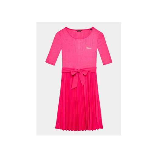Guess Sukienka codzienna J3YK28 RC1S0 Różowy Regular Fit ze sklepu MODIVO w kategorii Sukienki dziewczęce - zdjęcie 168650397
