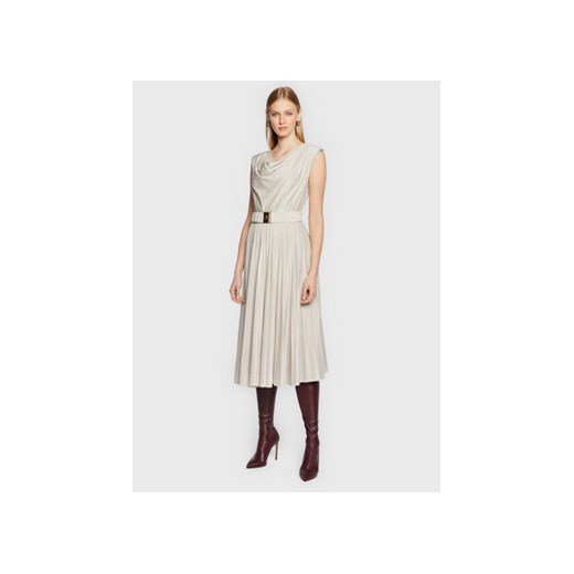 Rinascimento Sukienka koktajlowa CFC0110651003 Beżowy Regular Fit ze sklepu MODIVO w kategorii Sukienki - zdjęcie 168655945