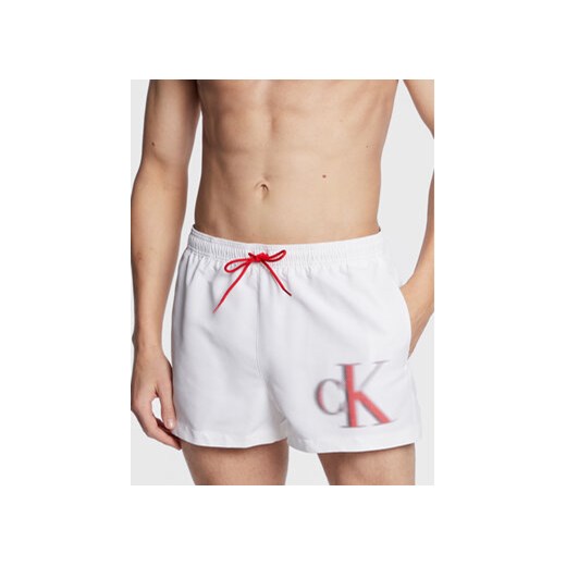 Calvin Klein Swimwear Szorty kąpielowe KM0KM00801 Biały Regular Fit ze sklepu MODIVO w kategorii Kąpielówki - zdjęcie 168658605