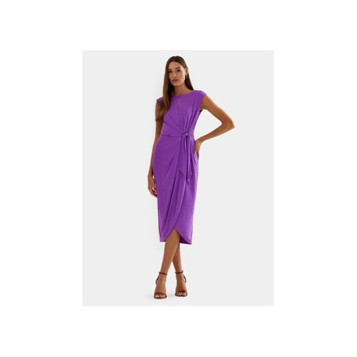 Lauren Ralph Lauren Sukienka koktajlowa 250925939002 Fioletowy Regular Fit ze sklepu MODIVO w kategorii Sukienki - zdjęcie 168659705