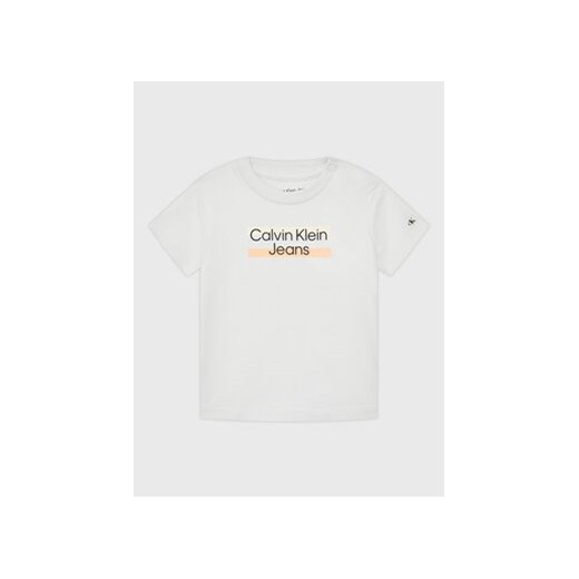 Calvin Klein Jeans T-Shirt Hero Logo IN0IN00068 Szary Regular Fit ze sklepu MODIVO w kategorii T-shirty chłopięce - zdjęcie 168666029