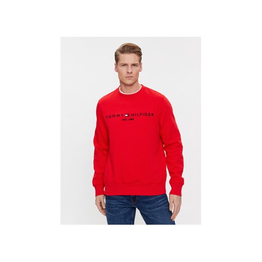 Tommy Hilfiger Bluza Logo MW0MW11596 Czerwony Regular Fit ze sklepu MODIVO w kategorii Bluzy męskie - zdjęcie 168668985