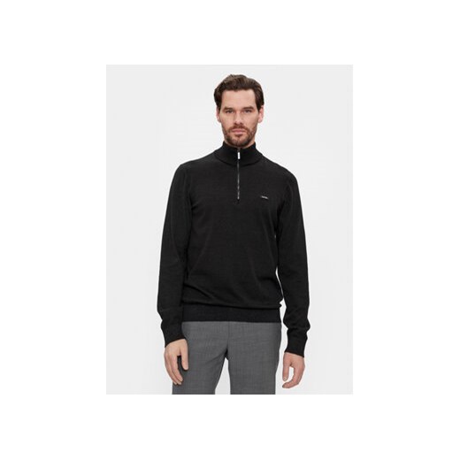 Calvin Klein Sweter K10K112735 Czarny Regular Fit ze sklepu MODIVO w kategorii Swetry męskie - zdjęcie 168669665