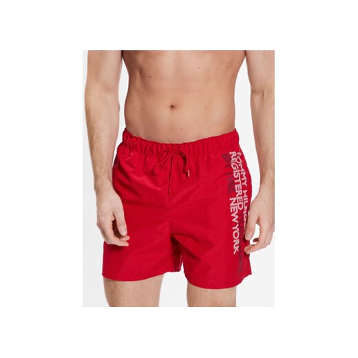 Tommy Hilfiger Szorty kąpielowe UM0UM02742 Czerwony Regular Fit ze sklepu MODIVO w kategorii Kąpielówki - zdjęcie 168670038