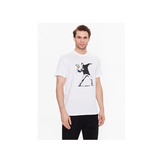 Guess T-Shirt Flower M3GI68 K9RM3 Biały Regular Fit ze sklepu MODIVO w kategorii T-shirty męskie - zdjęcie 168672418