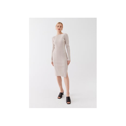 Calvin Klein Sukienka dzianinowa Iconic K20K205753 Szary Slim Fit ze sklepu MODIVO w kategorii Sukienki - zdjęcie 168674218