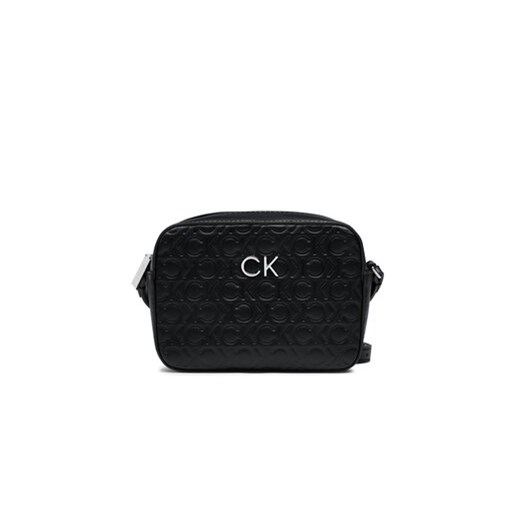 Calvin Klein Torebka Re-Lock Camera Bag Emb Mono K60K610199 Czarny ze sklepu MODIVO w kategorii Listonoszki - zdjęcie 168674598