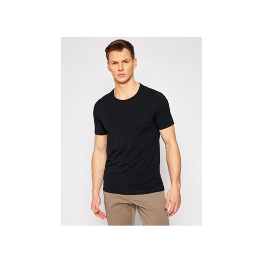 Oscar Jacobson T-Shirt Kyran 6789 3815 Czarny Regular Fit ze sklepu MODIVO w kategorii T-shirty męskie - zdjęcie 168680225