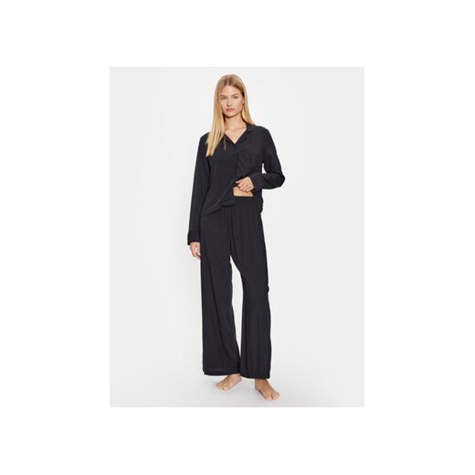 Bluebella Piżama Tarcon 41839 Czarny Regular Fit ze sklepu MODIVO w kategorii Piżamy damskie - zdjęcie 168681159