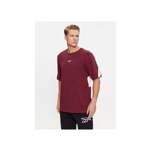 Reebok T-Shirt Classics Brand Proud IL4553 Czerwony Regular Fit ze sklepu MODIVO w kategorii T-shirty męskie - zdjęcie 168692225