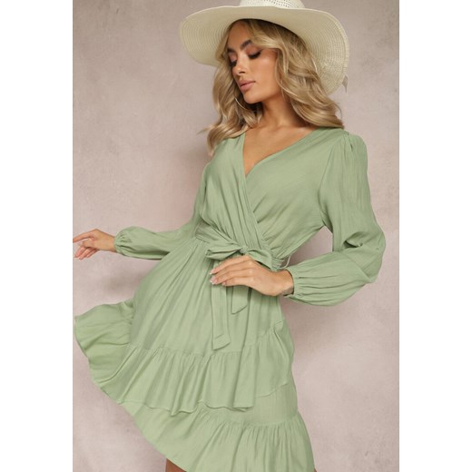 Zielona Rozkloszowana Sukienka Midi z Paskiem w Talii i Kopertowym Dekoltem Gemiora ze sklepu Renee odzież w kategorii Sukienki - zdjęcie 168705486