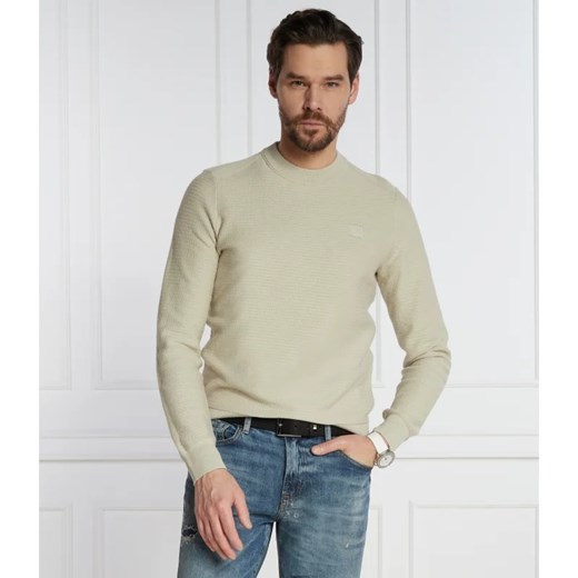 Beżowy sweter męski BOSS HUGO 