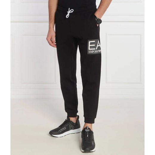 EA7 Spodnie dresowe | Regular Fit ze sklepu Gomez Fashion Store w kategorii Spodnie męskie - zdjęcie 168745109