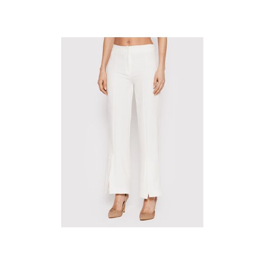 DeeZee Spodnie materiałowe Colleen SPDT0001 Biały Regular Fit ze sklepu MODIVO w kategorii Spodnie damskie - zdjęcie 168747118