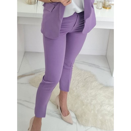 spodnie cygaretki nevel outlet - ciemny fiolet ze sklepu STYLOWO w kategorii Spodnie damskie - zdjęcie 168790369