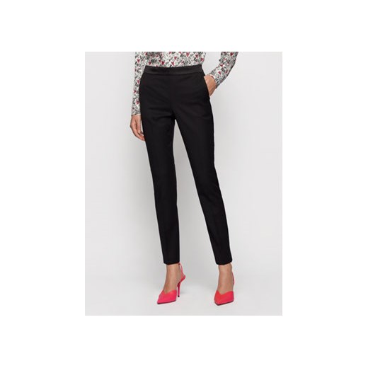 Boss Spodnie materiałowe Taxtiny 50441976 Czarny Regular Fit ze sklepu MODIVO w kategorii Spodnie damskie - zdjęcie 168838966