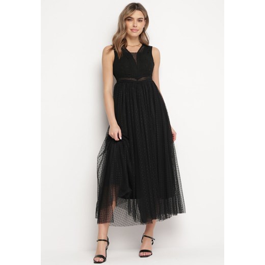 Czarna Rozkloszowana Sukienka Maxi z Koronkową Górą i Tiulowym Dołem Gelivia ze sklepu Born2be Odzież w kategorii Sukienki - zdjęcie 168842176