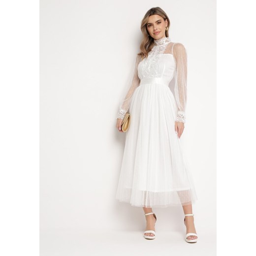 Biała Rozkloszowana Sukienka Maxi z Siateczki Ozdobiona Koronką Vireln ze sklepu Born2be Odzież w kategorii Sukienki - zdjęcie 168842225