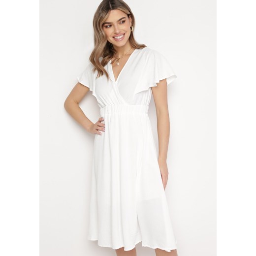 Biała Sukienka Rozkloszowana Midi z Kopertowym Dekoltem Mirenal ze sklepu Born2be Odzież w kategorii Sukienki - zdjęcie 168847368